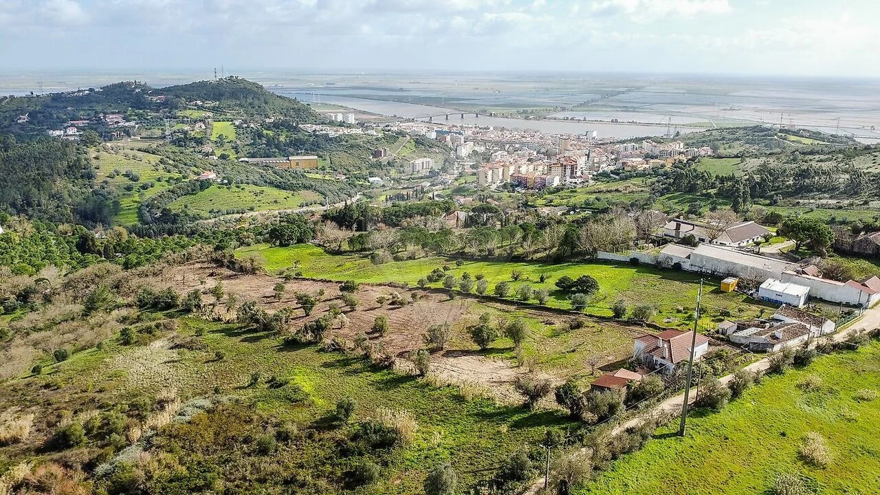 Quinta T2 para Venda em Vila Franca de Xira Foto 8