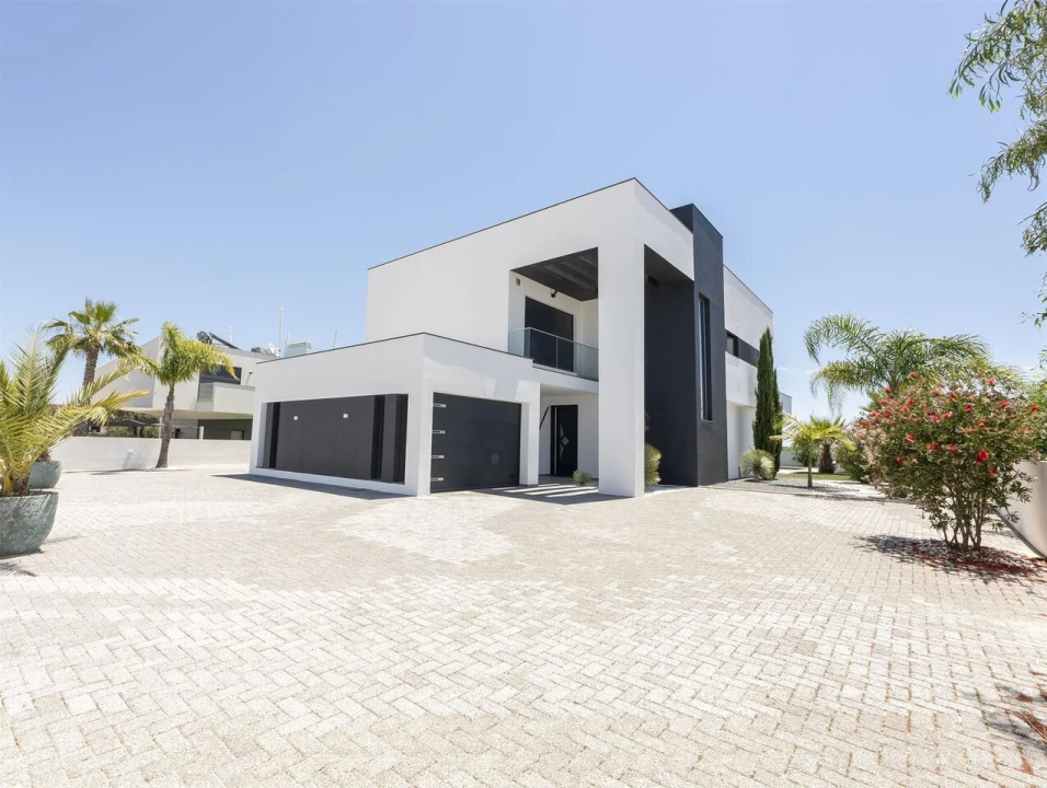 Moradia T4 para Venda em Alcantarilha e Pêra Foto 8