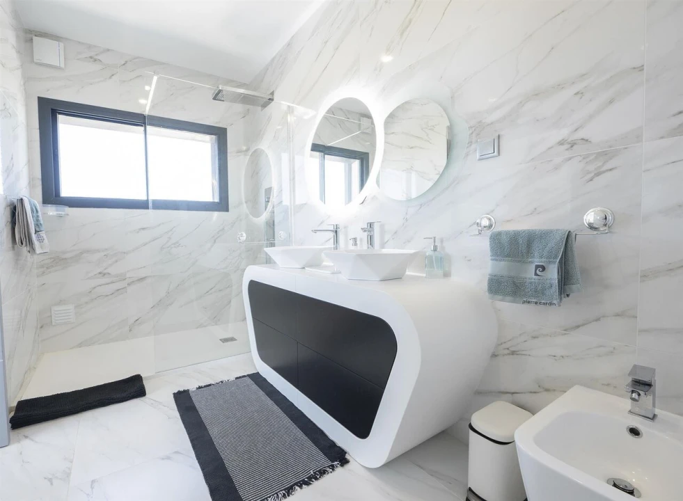 Moradia T4 para Venda em Alcantarilha e Pêra Foto 23