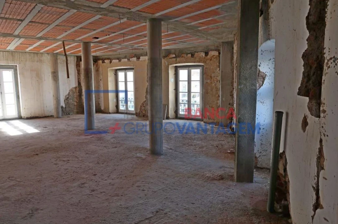 Prédio para Venda em Monforte Foto 3