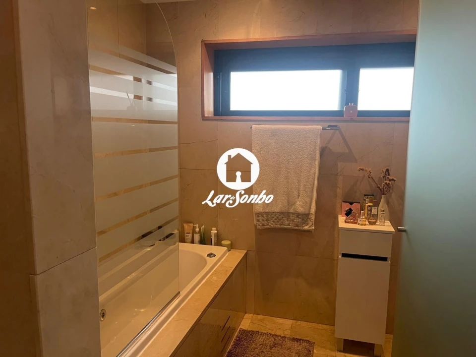 Apartamento T3 para Venda em Cidade da Maia Foto 13