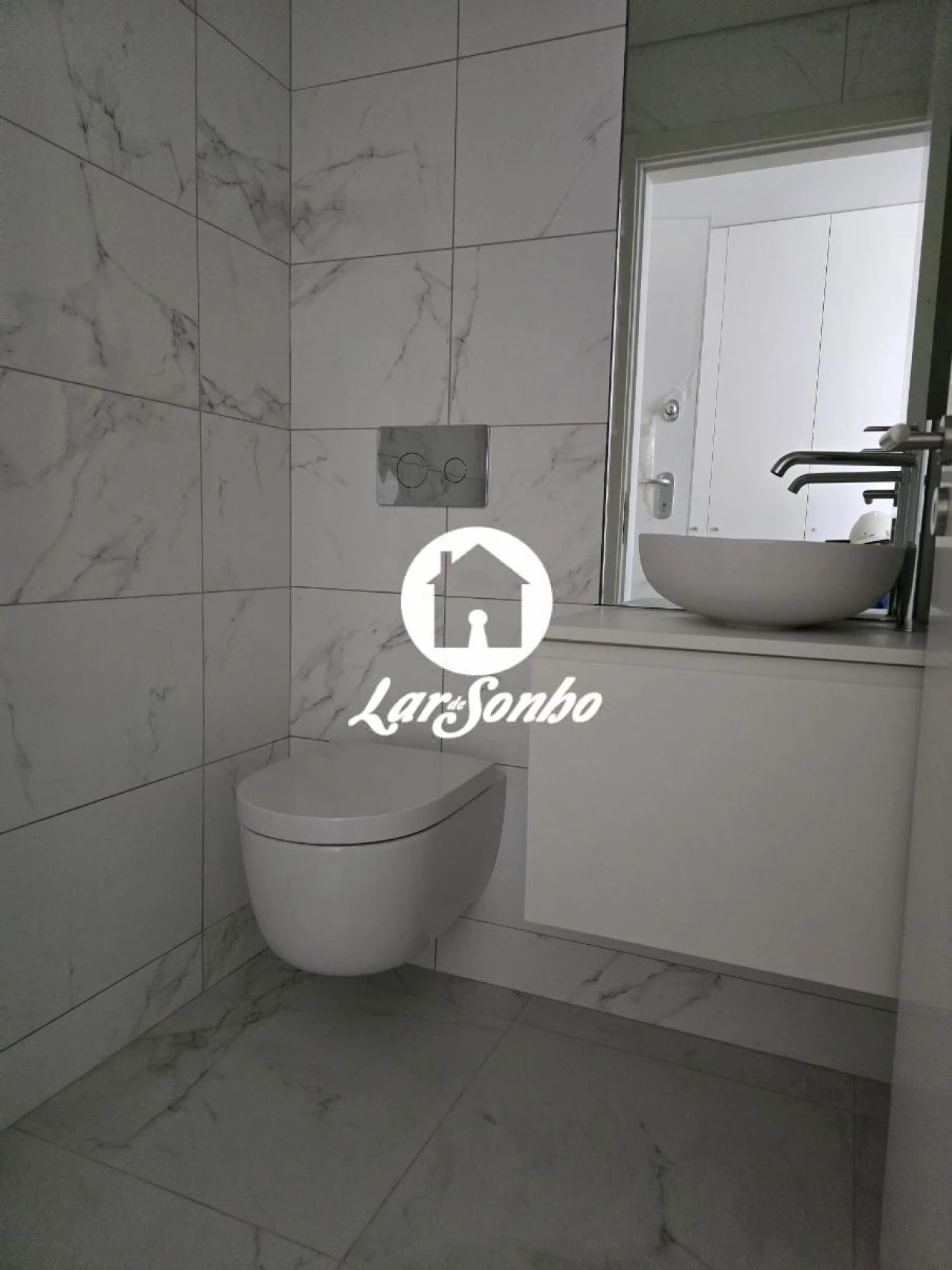 Apartamento T2 para Venda em Cidade da Maia Foto 12