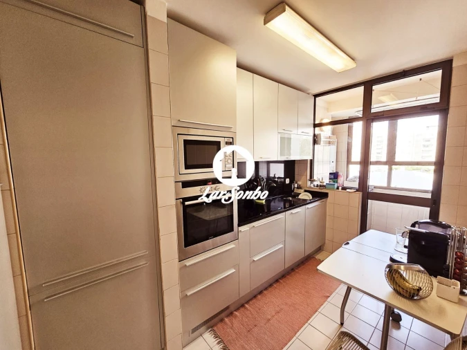 Apartamento T3 para Venda em Ramalde Foto 9