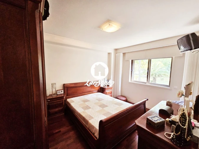 Apartamento T3 para Venda em Ramalde Foto 13