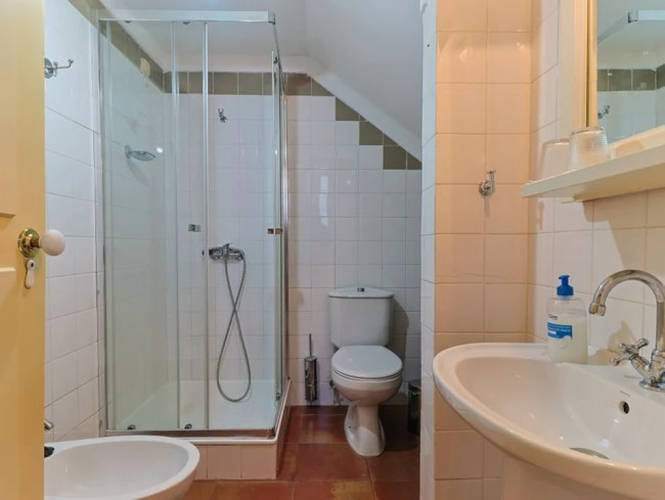 Moradia T4 para Venda em Buarcos Foto 7