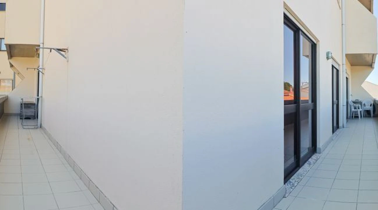 Apartamento T2 para Venda em Tavarede Foto 14