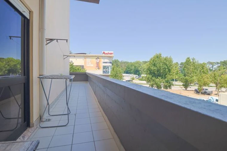 Apartamento T2 para Venda em Tavarede Foto 8