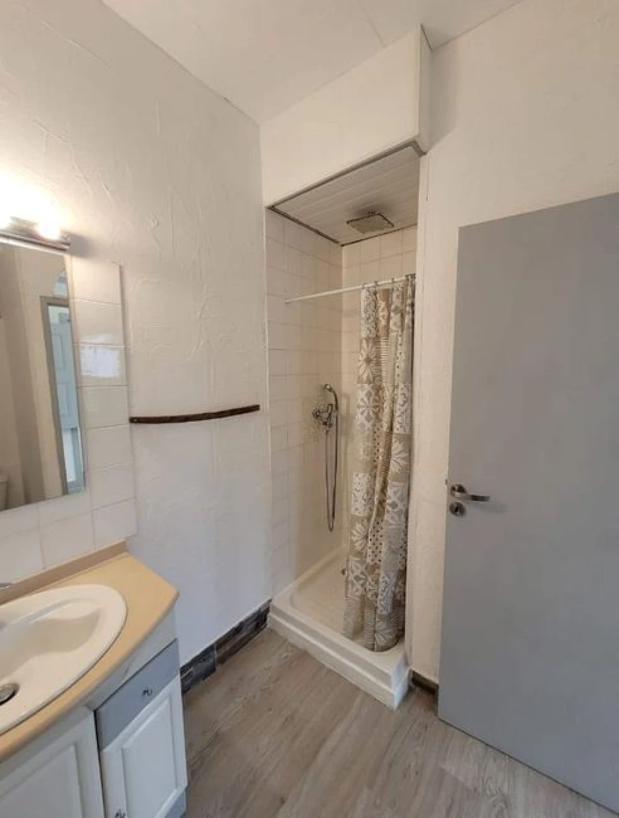 Moradia T5 para Venda em Alhadas Foto 15