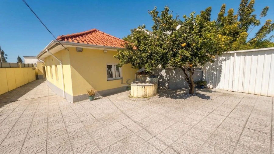 Moradia T3 para Venda em Paramos