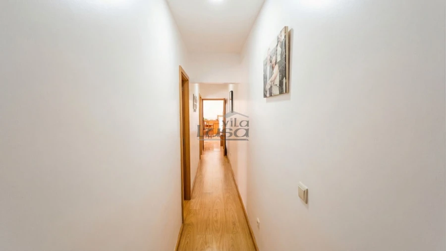 Moradia T3 para Venda em Paramos Foto 10