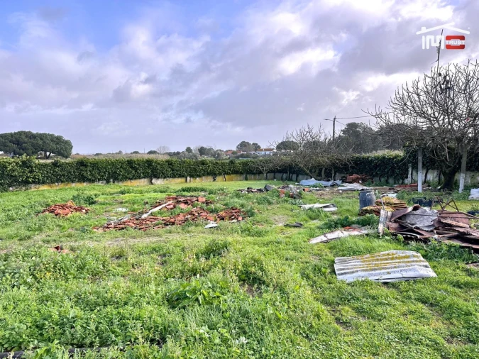 Terreno para Venda em Moita Foto 7
