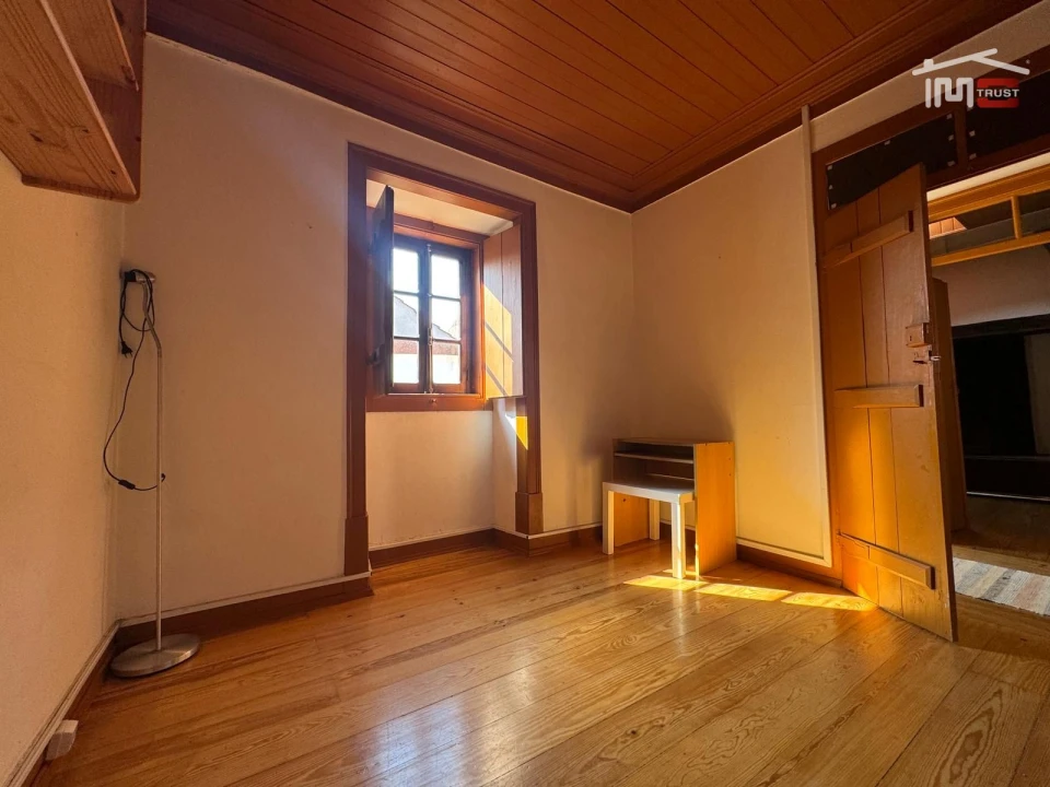 Moradia T2 para Venda em Seiça Foto 3