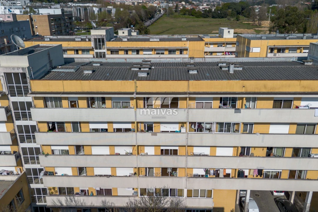 Apartamento T0 para Venda em Gualtar Foto 1