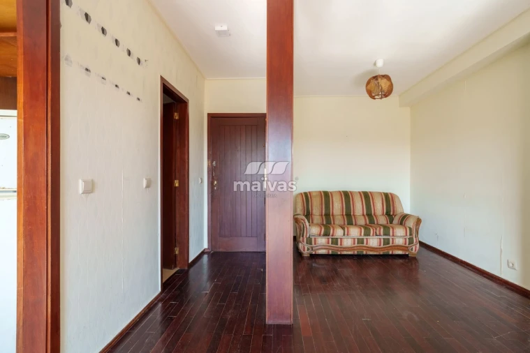 Apartamento T0 para Venda em Gualtar Foto 3