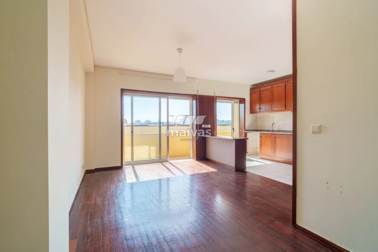 Apartamento T0 para Venda em Gualtar Foto 9