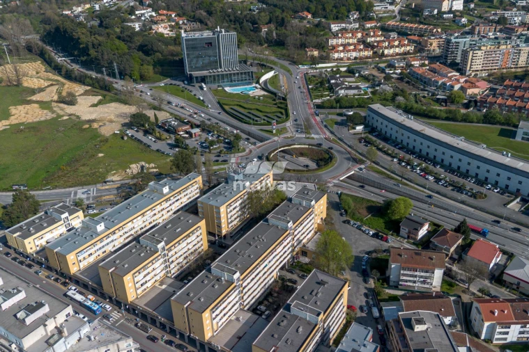 Apartamento T0 para Venda em Gualtar Foto 13