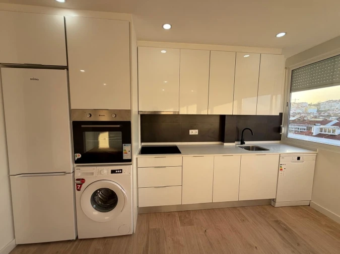 Apartamento T4 para Venda em Águas Livres Foto 8