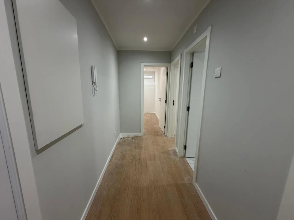 Apartamento T2 para Venda em Venteira Foto 7