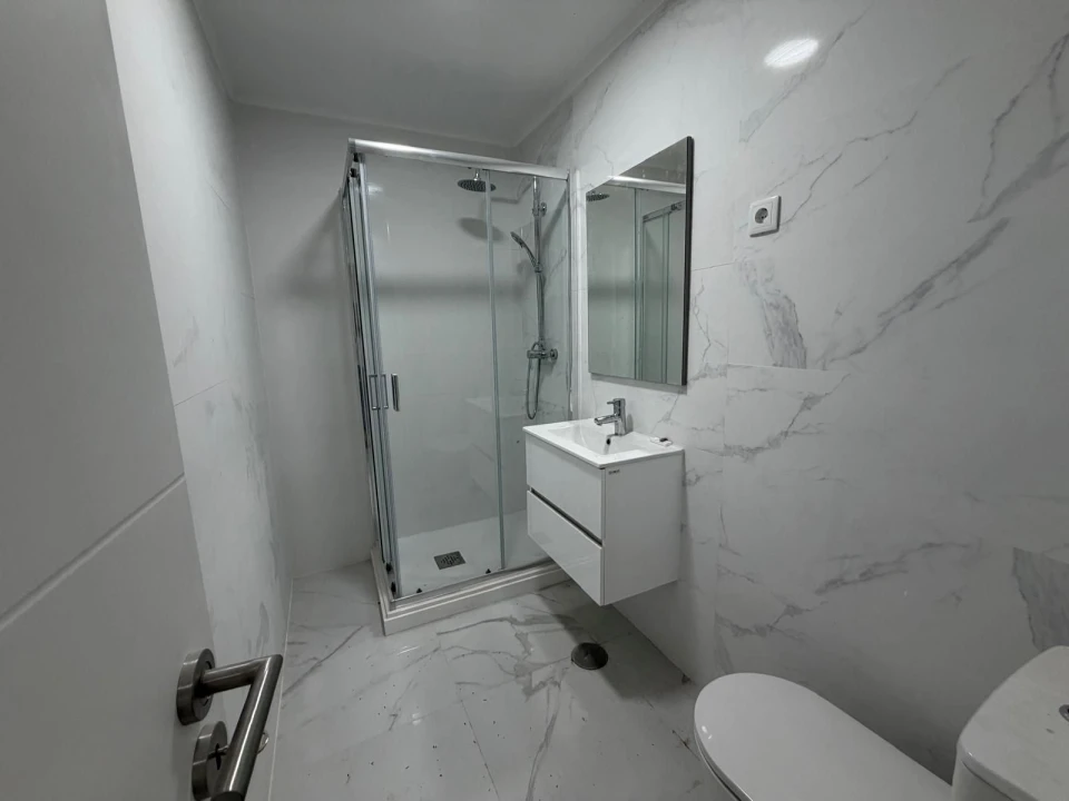 Apartamento T2 para Venda em Venteira Foto 11