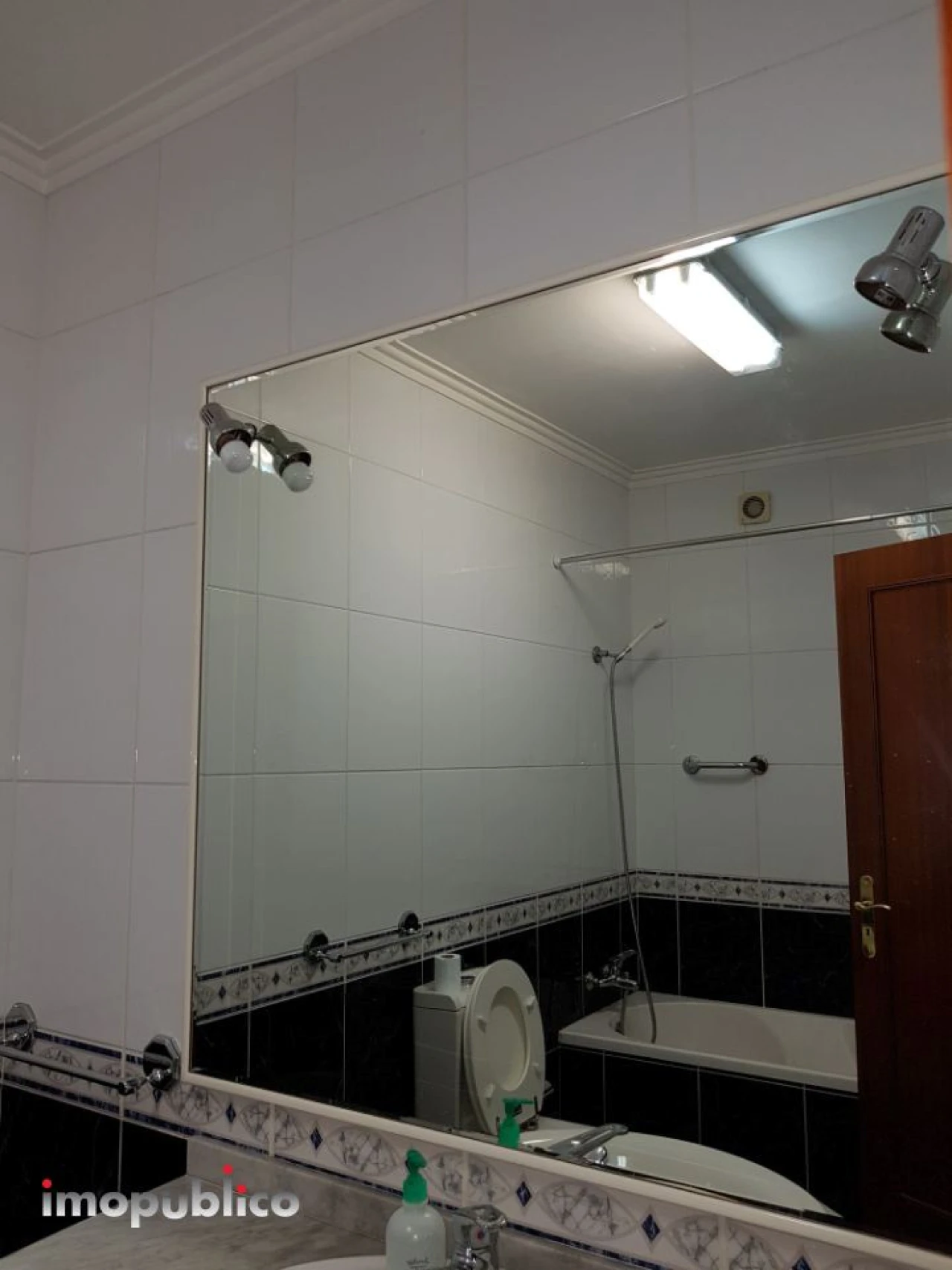 Apartamento T1 para Arrendamento em Vila Verde e Barbudo Foto 6