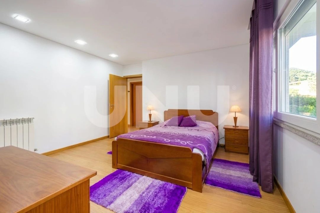 Moradia T5 para Venda em Boidobra Foto 6