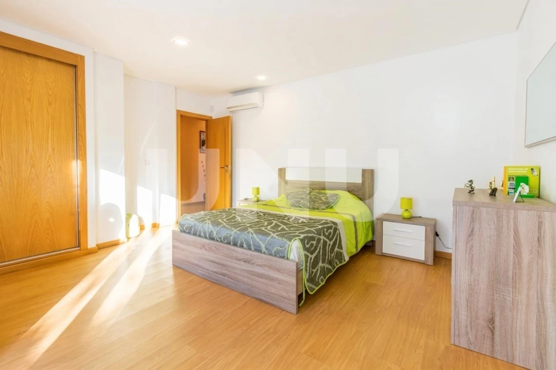 Moradia T5 para Venda em Boidobra Foto 23