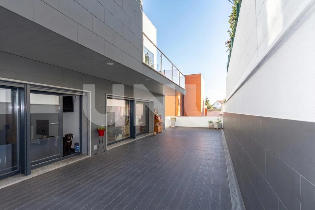 Moradia T5 para Venda em Boidobra Foto 33