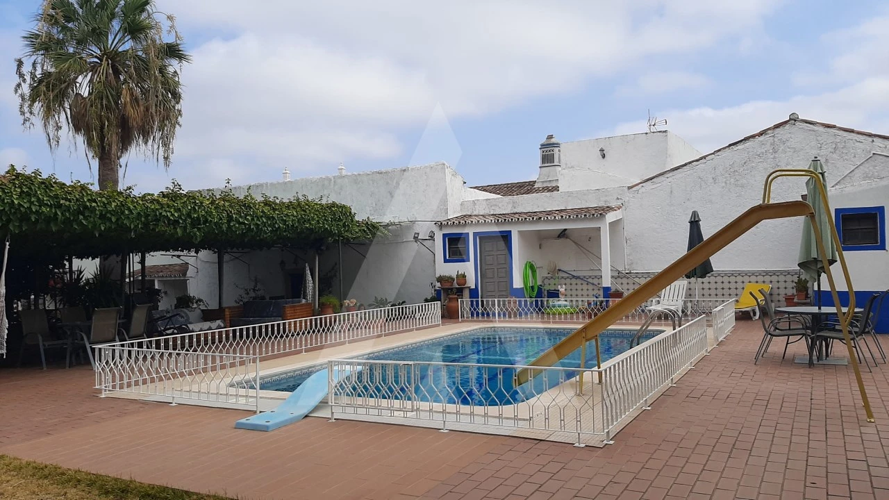 Moradia T5 para Venda em São Brás de Alportel Foto 6