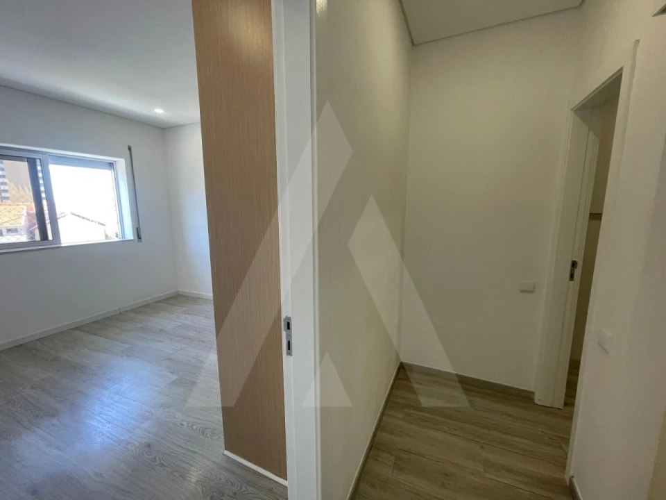 Apartamento T1 para Arrendamento em Glória e Vera Cruz Foto 7