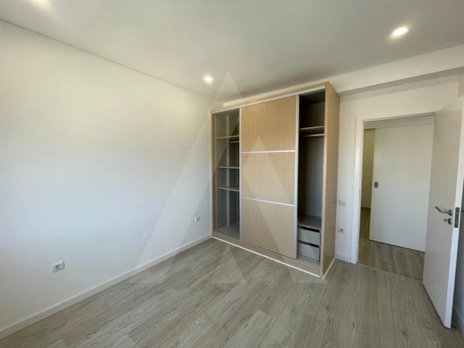 Apartamento T1 para Arrendamento em Glória e Vera Cruz Foto 9