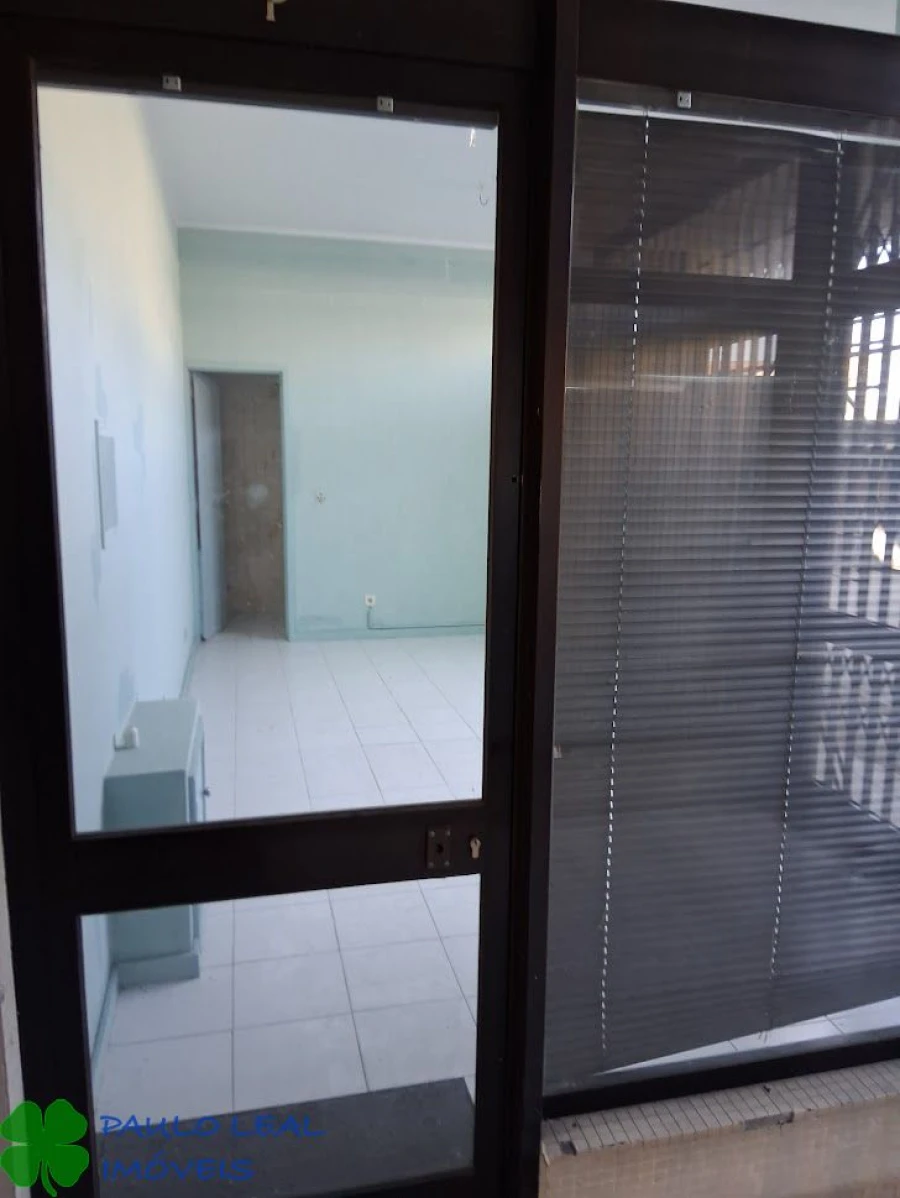 Loja para Arrendamento em Castêlo da Maia Foto 3