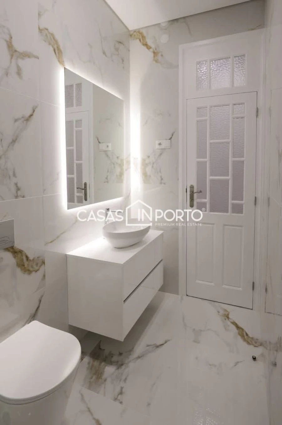 Apartamento T2 para Venda em Cedofeita, Santo Ildefonso, Sé, Miragaia, São Nicolau e Vitória Foto 24