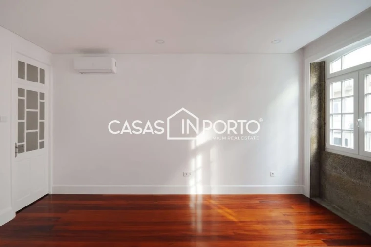 Apartamento T2 para Venda em Cedofeita, Santo Ildefonso, Sé, Miragaia, São Nicolau e Vitória Foto 12