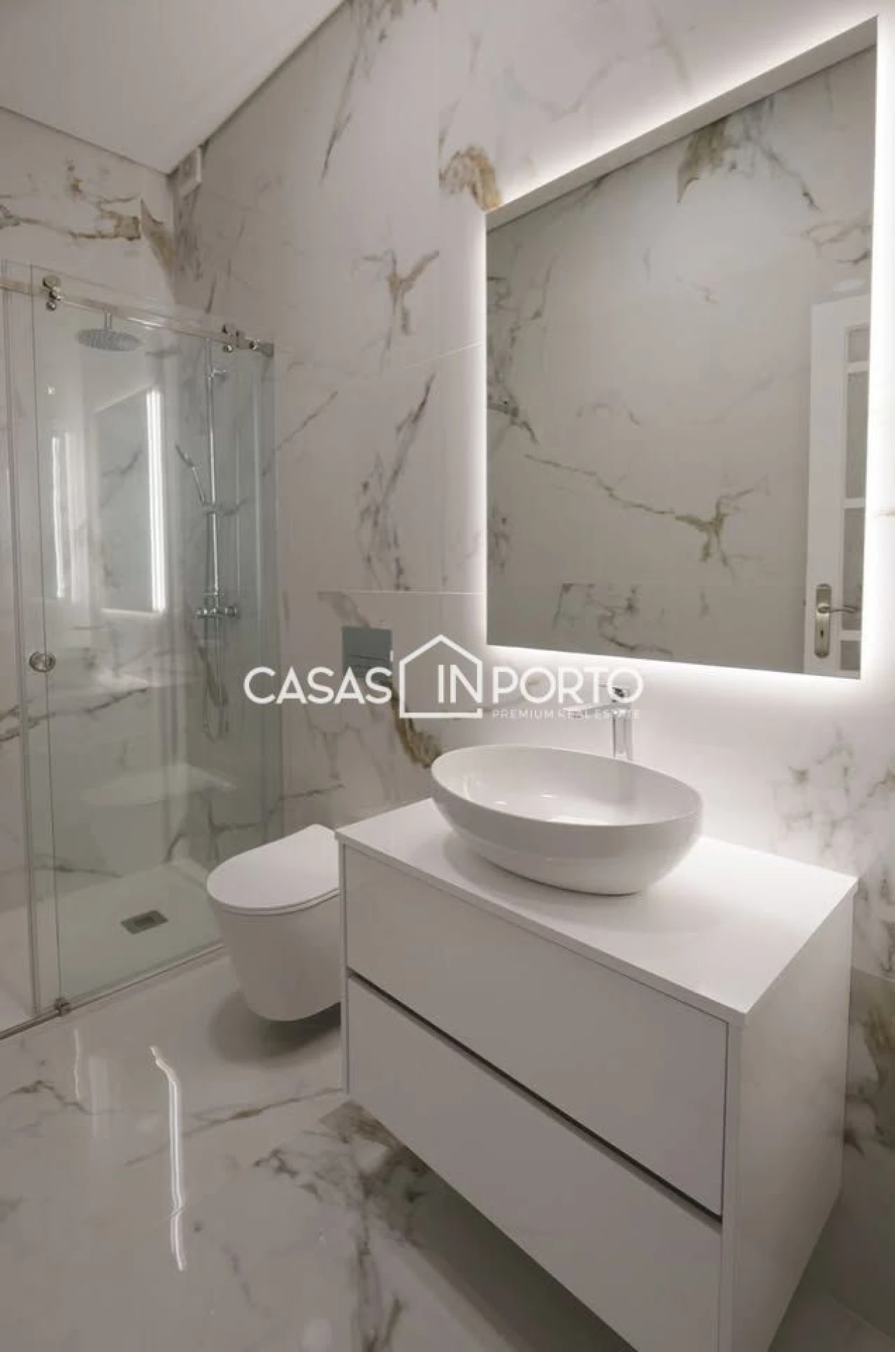 Apartamento T2 para Venda em Cedofeita, Santo Ildefonso, Sé, Miragaia, São Nicolau e Vitória Foto 21