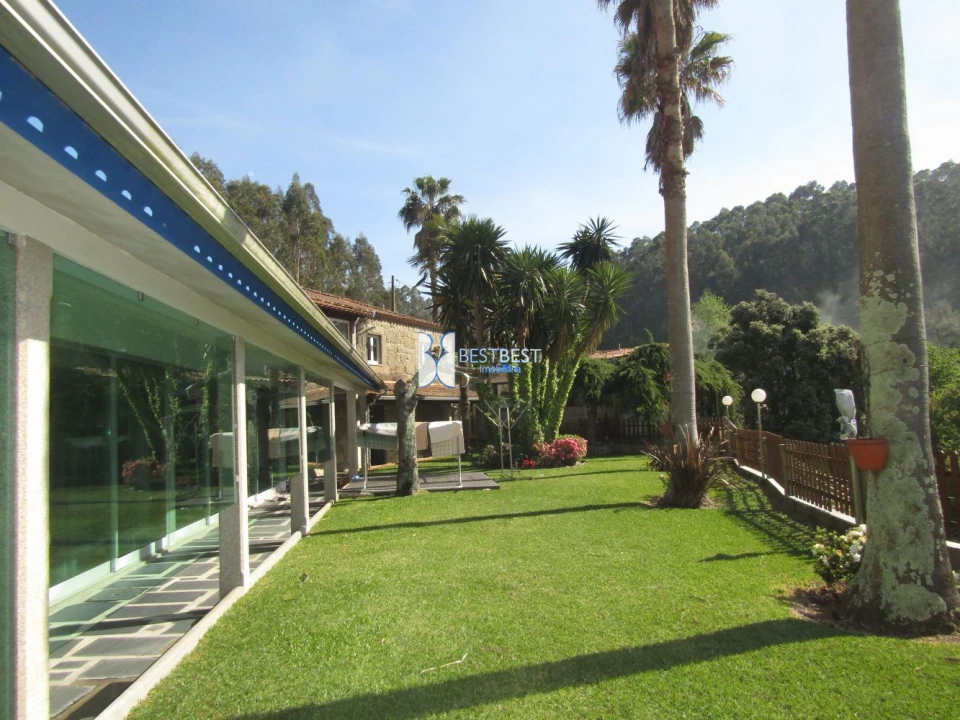 Quinta T5 para Venda em Moure Foto 4