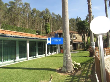 Moradia T5 para Venda em Moure