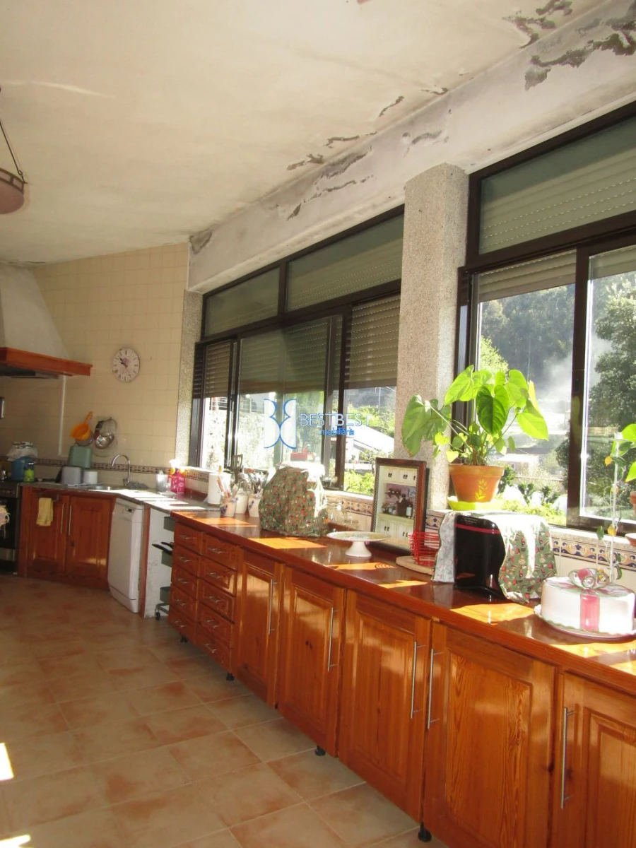 Moradia T5 para Venda em Moure Foto 22