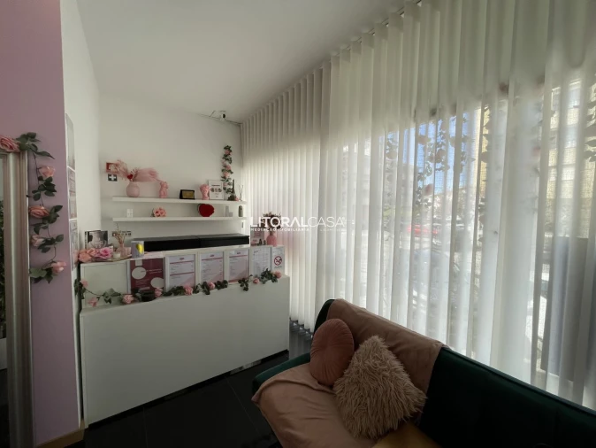 Loja para Trespasse em Aradas Foto 2