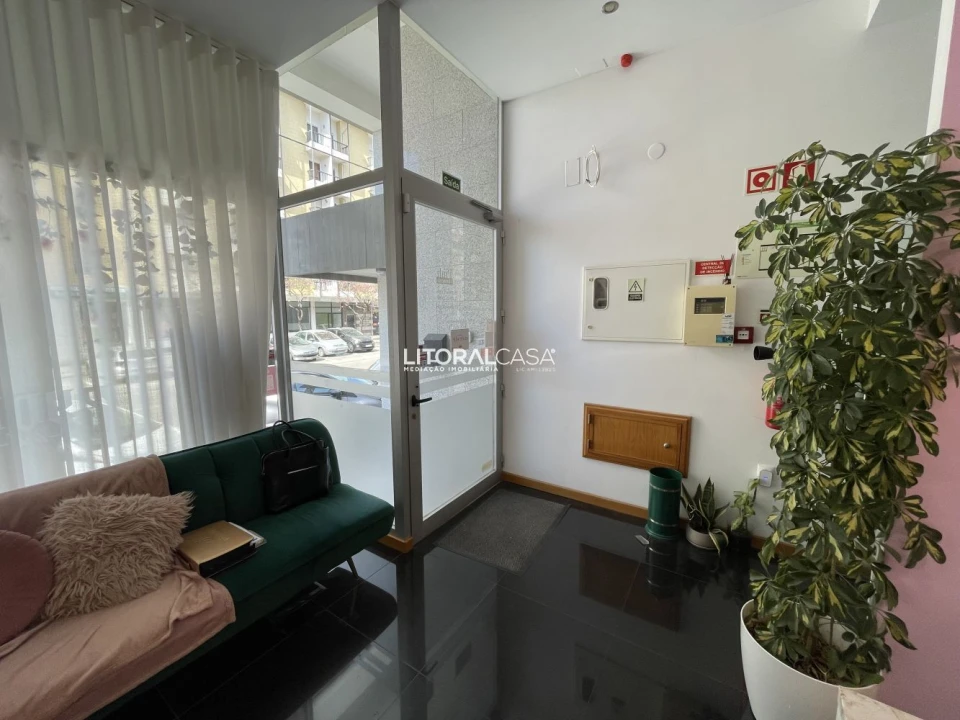 Loja para Trespasse em Aradas Foto 4