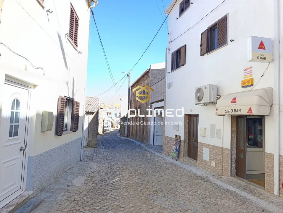 Moradia T4 para Venda em Três Povos Foto 43