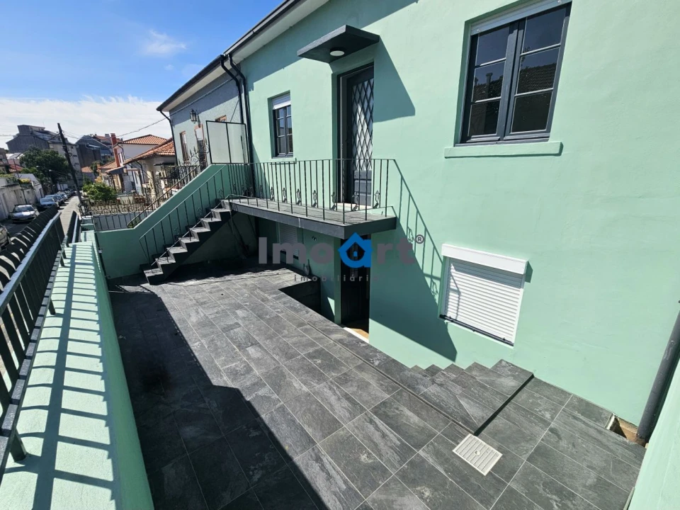 Moradia T2 para Venda em Ramalde Foto 4