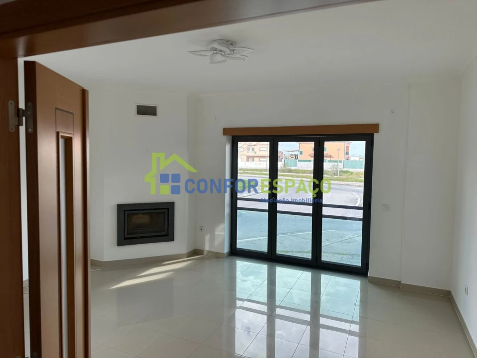 Apartamento T2 para Venda em Castelo Branco Foto 3