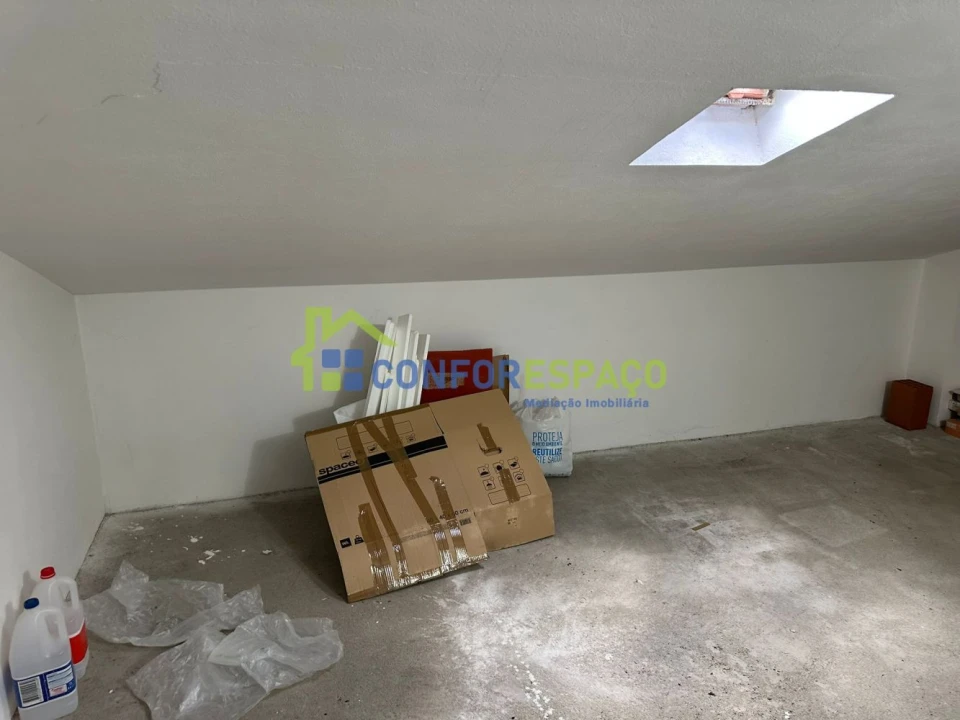 Apartamento T2 para Venda em Castelo Branco Foto 17