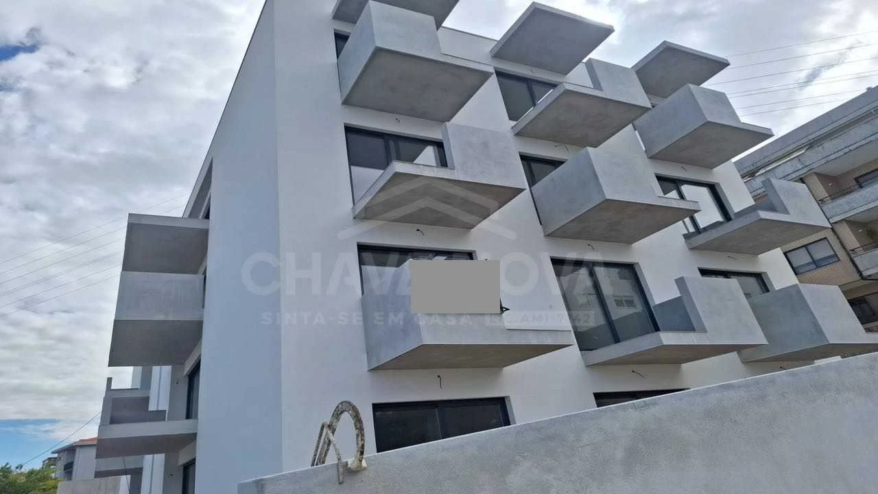 Apartamento T3 para Venda em Arcozelo Foto 2