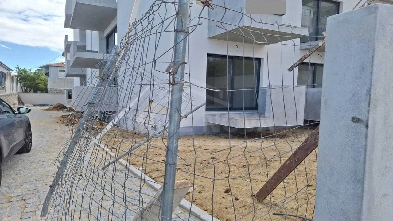 Apartamento T3 para Venda em Arcozelo Foto 22