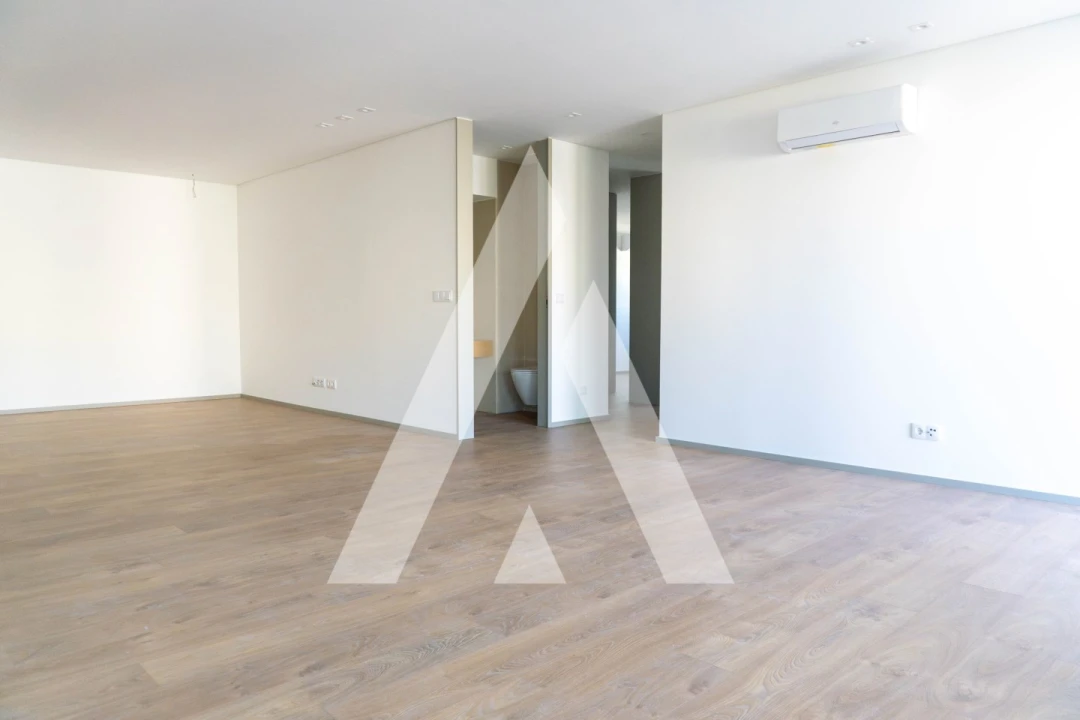 Apartamento T3 para Venda em Gualtar Foto 6