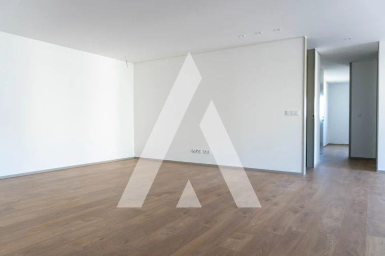 Apartamento T3 para Venda em Gualtar Foto 4