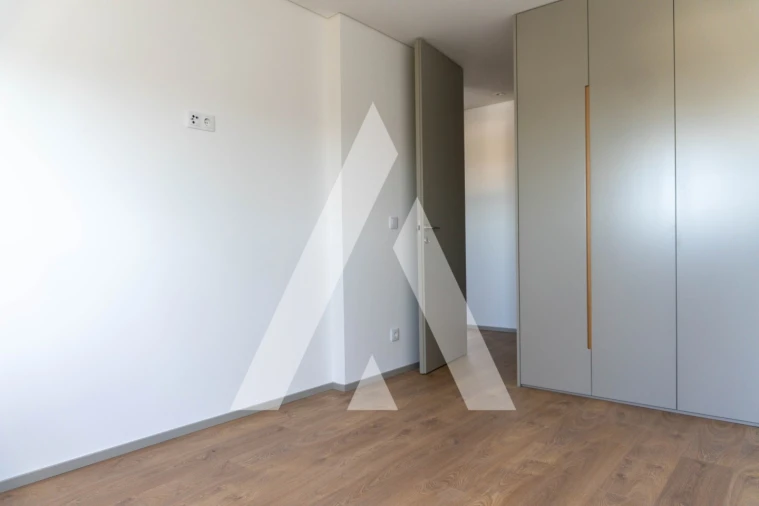 Apartamento T3 para Venda em Gualtar Foto 10