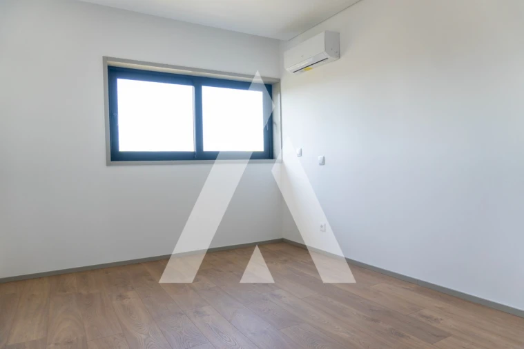 Apartamento T3 para Venda em Gualtar Foto 13
