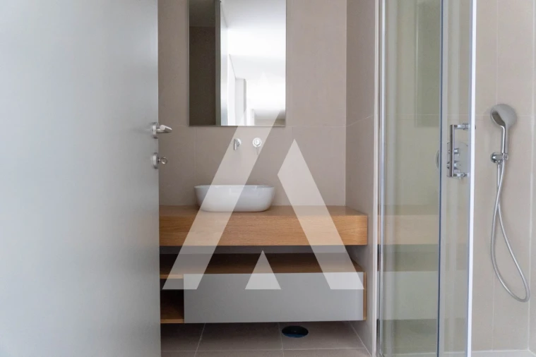 Apartamento T3 para Venda em Gualtar Foto 15